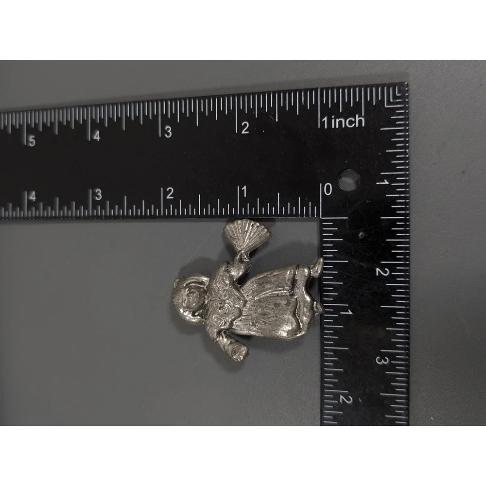 Vintage Silver Tone Asian Woman Fan Brooch Figural Geisha‎ Style Pin